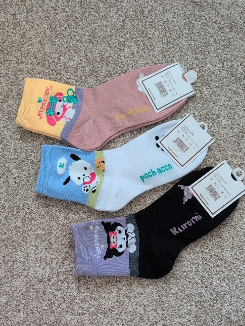 ♻️ (3 Pair) Sanrio, Cotton, Colorful Socks - Picture 2 of 3